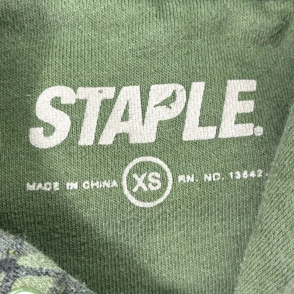 Staple Hooded Sweatshirt Men’s Size XS Green Camouflage - Picture 7 of 9